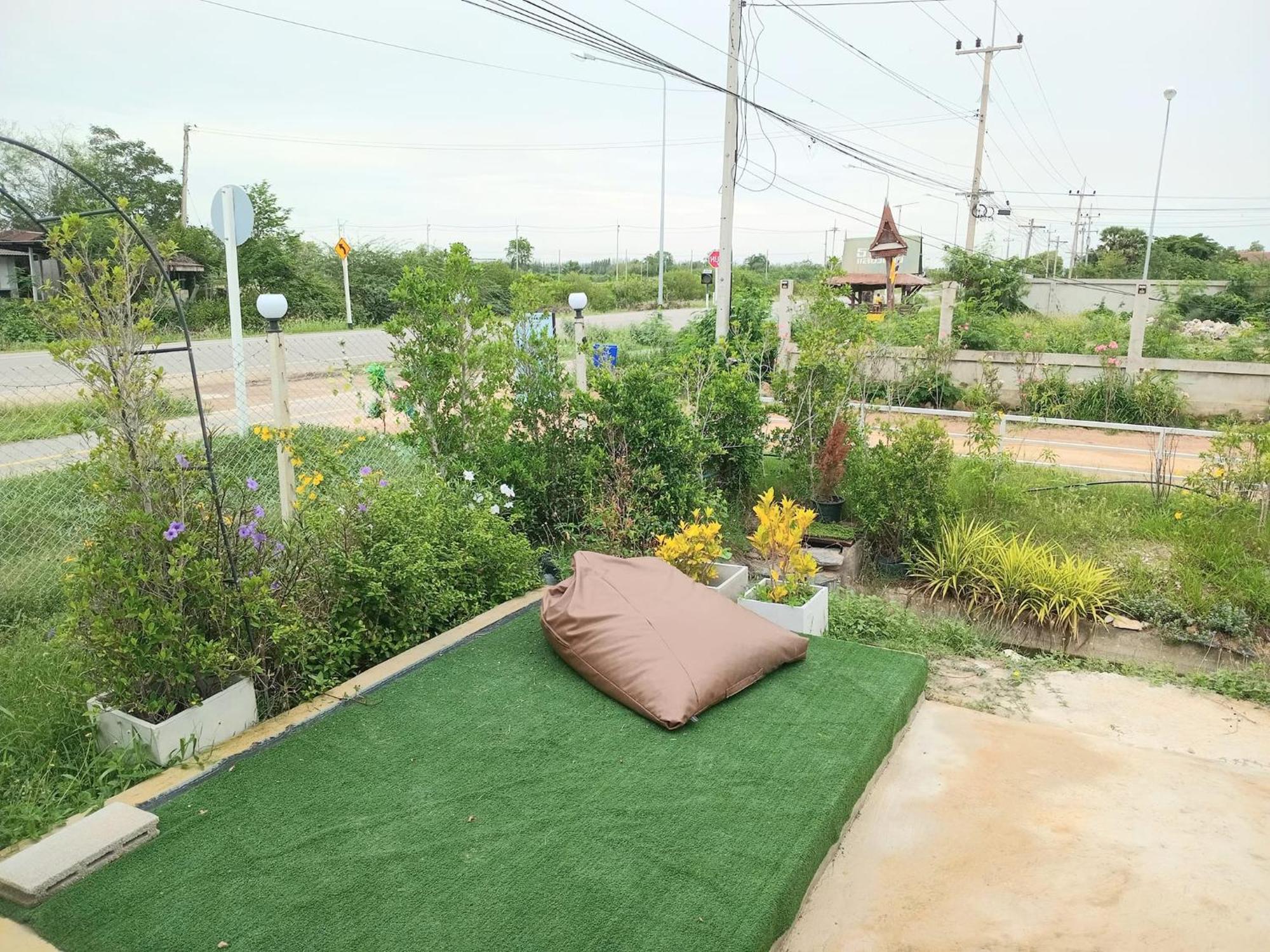 Apartment บ้านพักตากอากาศขนาดเล็ก ห่างชายหาดบางเก่า 800 เมตร #cottage